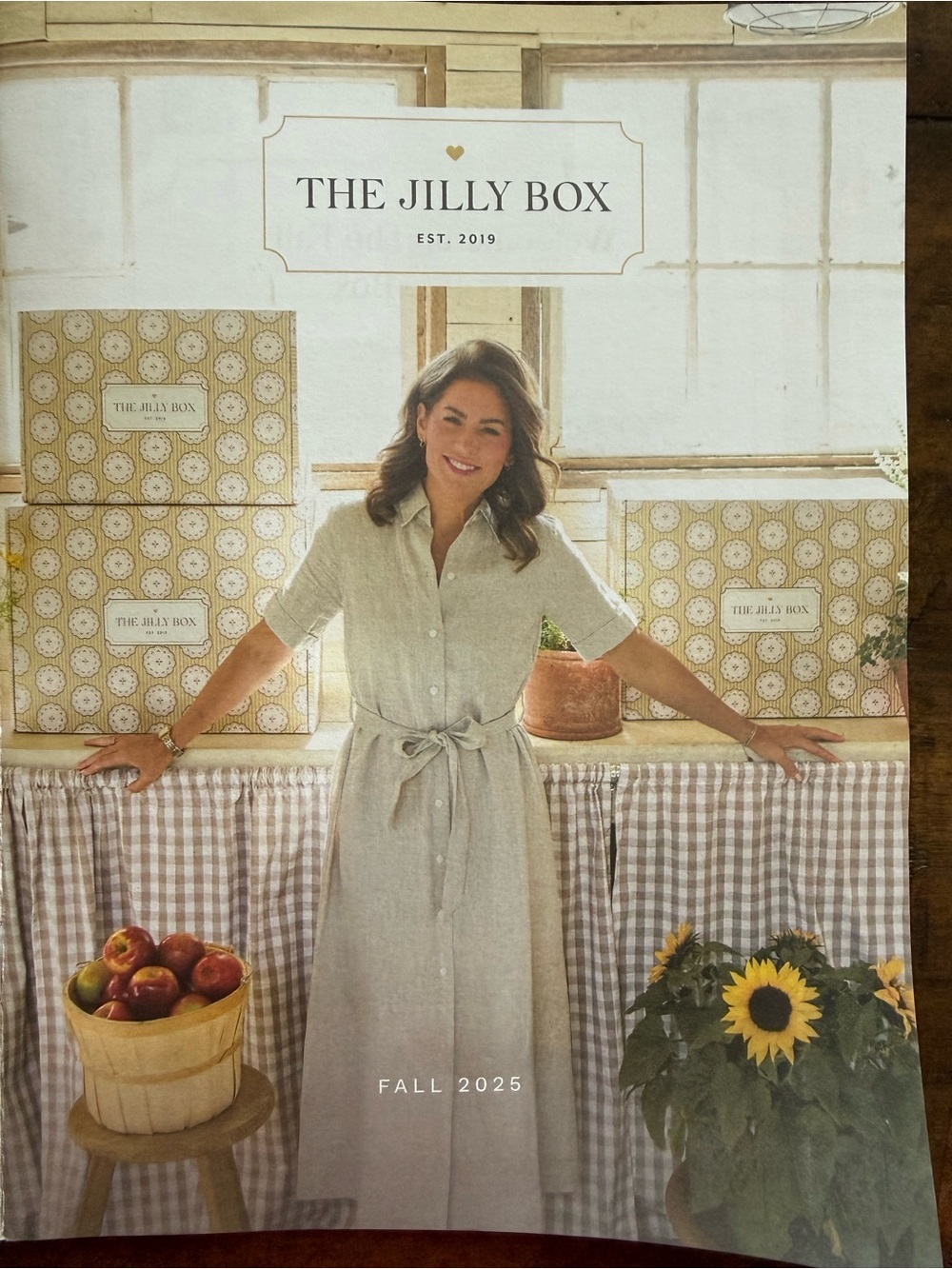Jilly Box Brunette the Label White Boxy T-Shirt